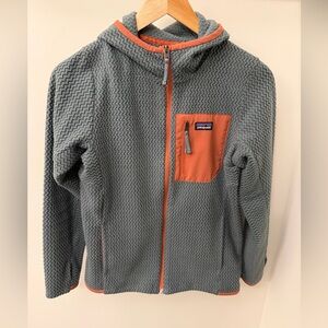 Patagonia R1 Air Full Zip Hooded Jacket in Noveau Green